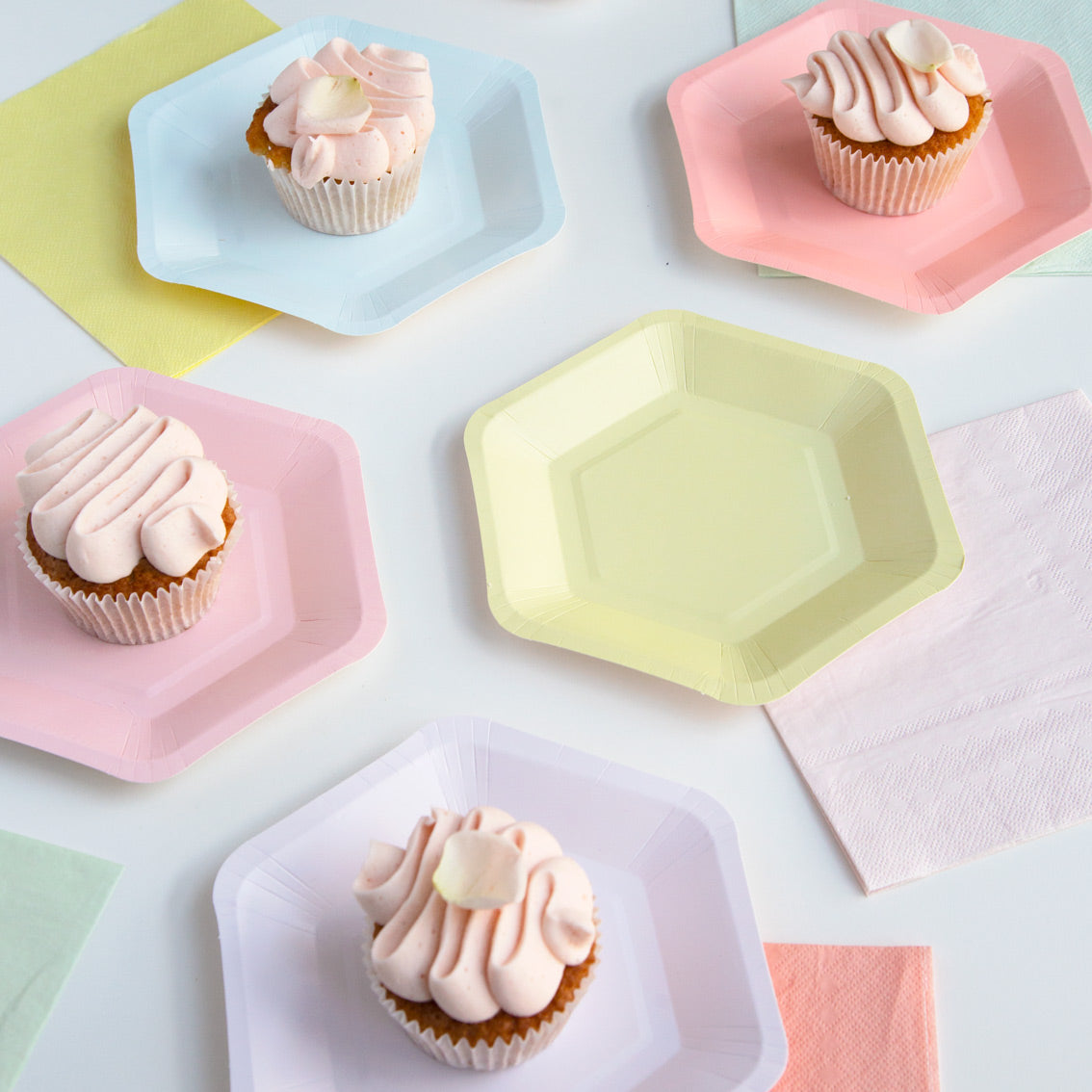 Small Pastel Mix Hexagonal Paper Plates - 12pk